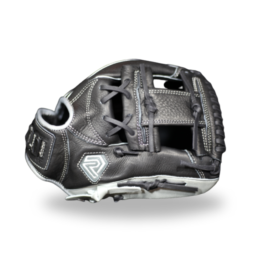 Youth Fastpitch Softball Glove - The Raider